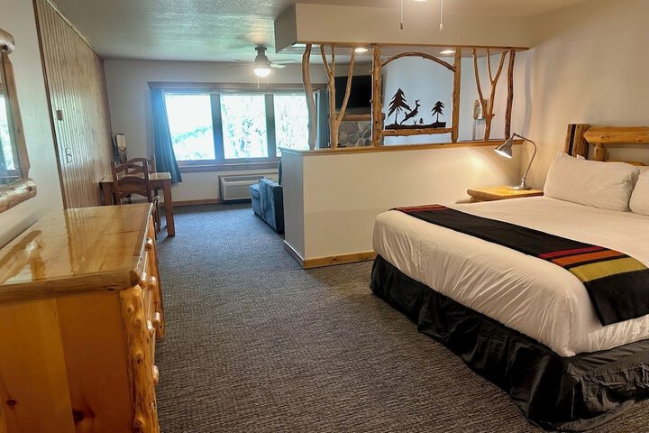 Room 12 of 30