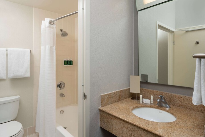 Room 16 of 29