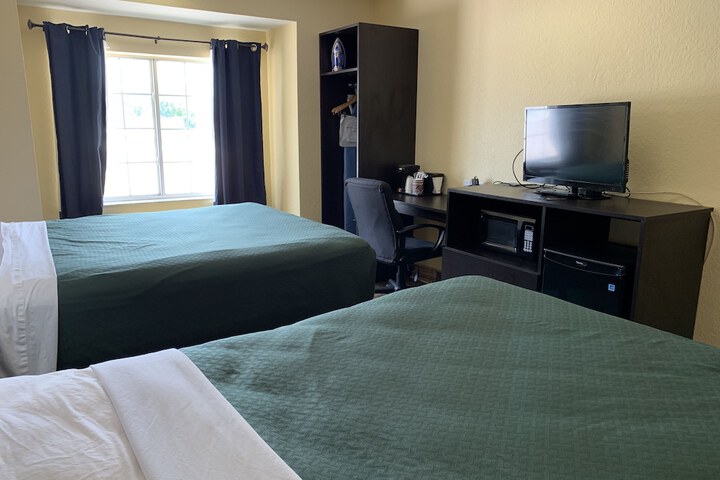 Room 62 of 95