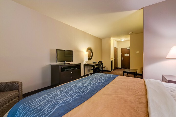 Room 22 of 37
