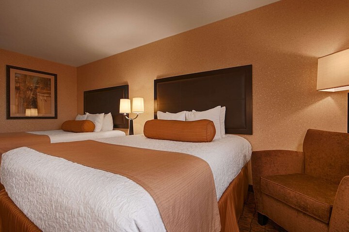 Lloyd Hotel Astoria Bayfront an Ascend Collection Hotel