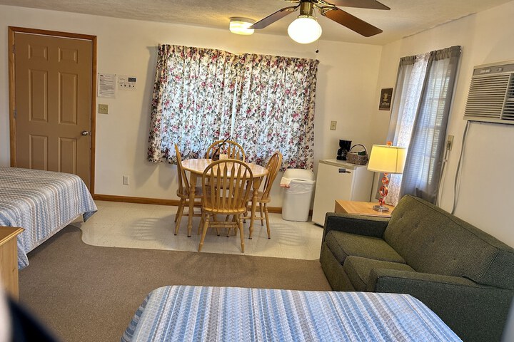 Room 14 of 23