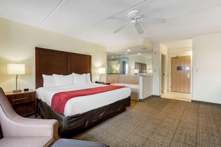 Room 51 of 71