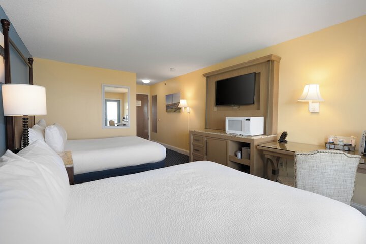 Fireside Inn & Suites - Belfast
