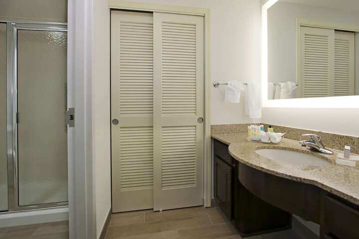 Room 18 of 35