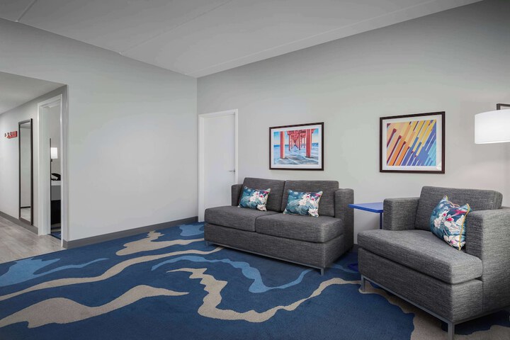 Hampton Inn & Suites Naples South