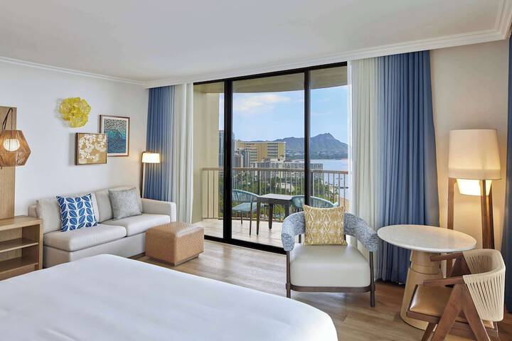 Hilton Hawaiian Village Waikiki Beach Resort