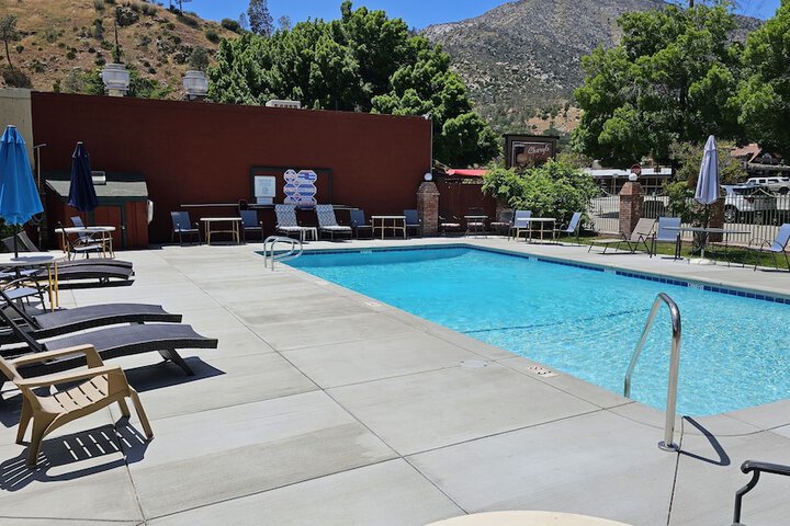 Pool 5 of 137