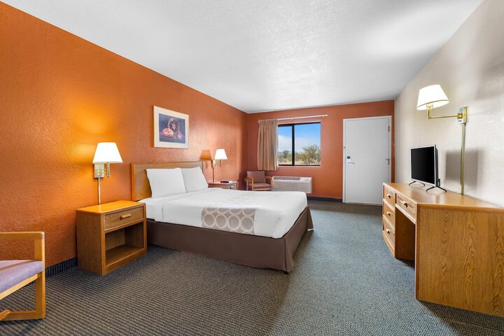 Rodeway Inn Copper Stay Benson AZ I-10 Exit 304