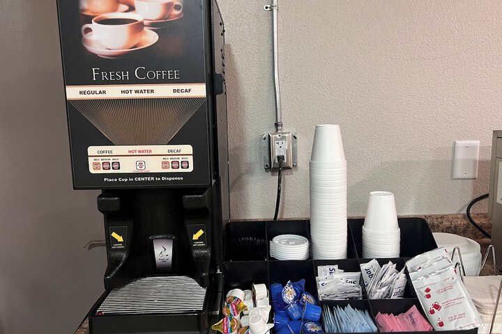 Breakfast/Coffee Service 30 of 31