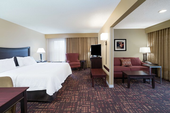 Room 17 of 40