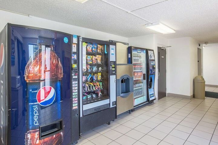 Motel 6 Council Bluffs IA - Omaha East