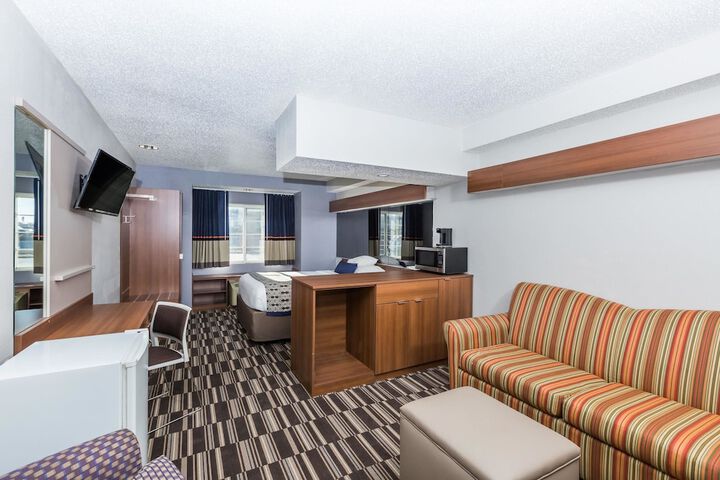 Room 29 of 48