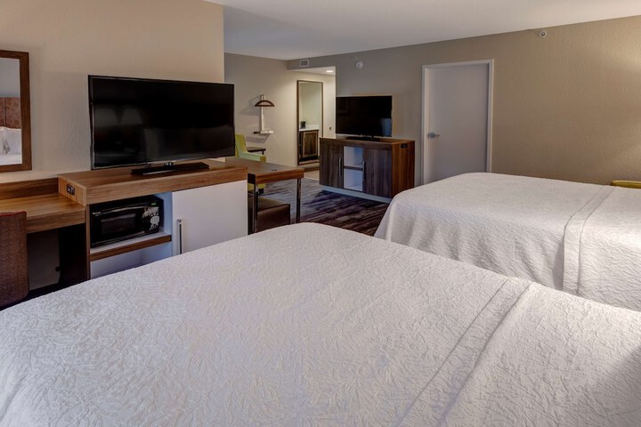 Room 7 of 20