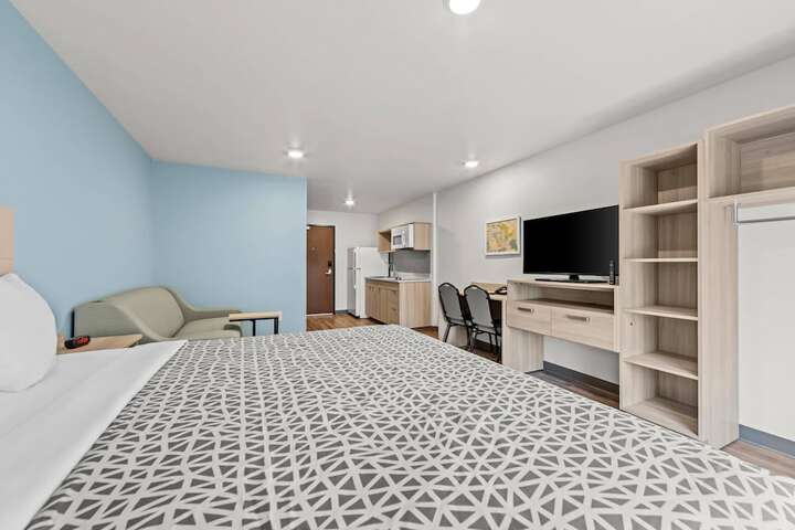 WoodSpring Suites Oak Ridge Knoxville