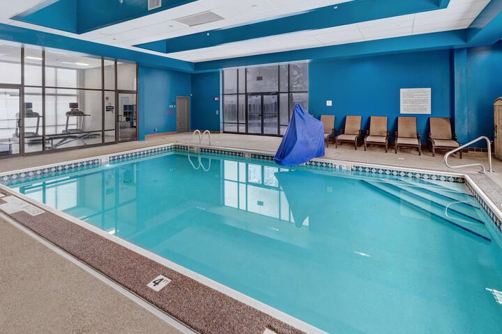 Hampton Inn Pittsburgh / Monroeville
