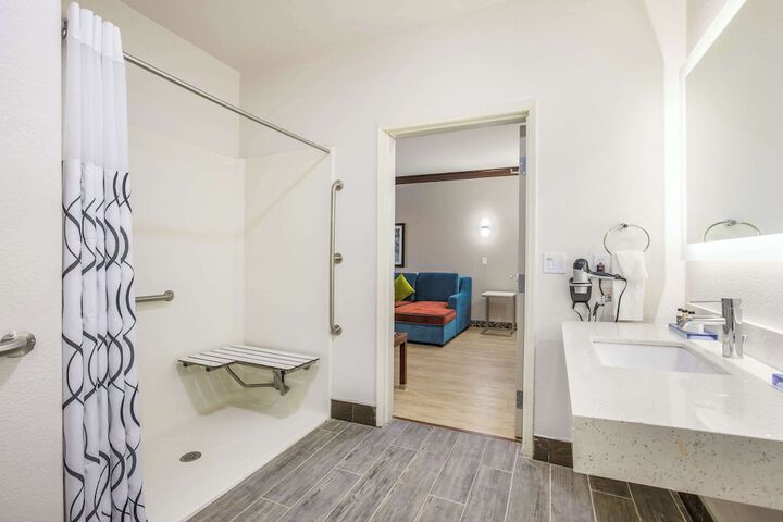 Room 20 of 75