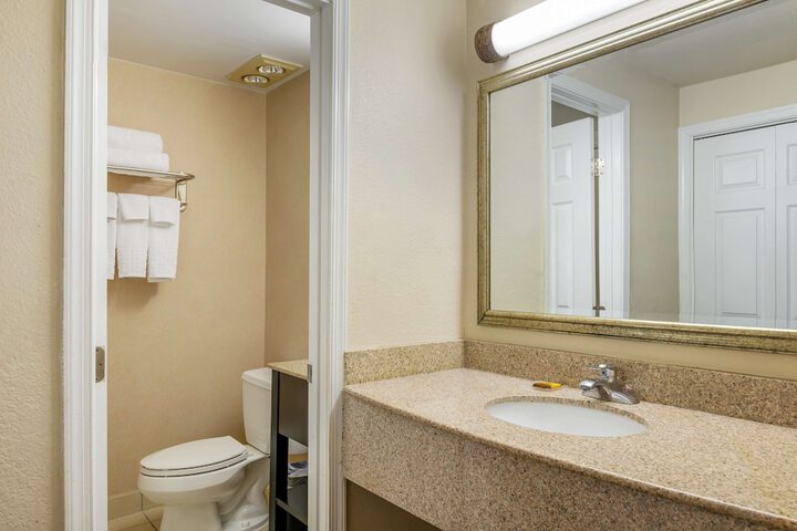 Best Western Plus Governors Inn