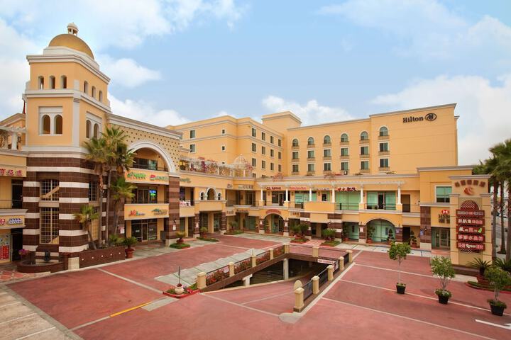 Hotel 4 of 33