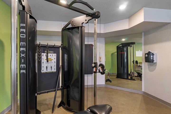Extended Stay America Select Suites - Tampa - Northeast