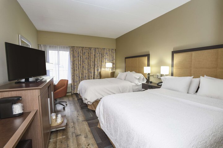 Room 8 of 25