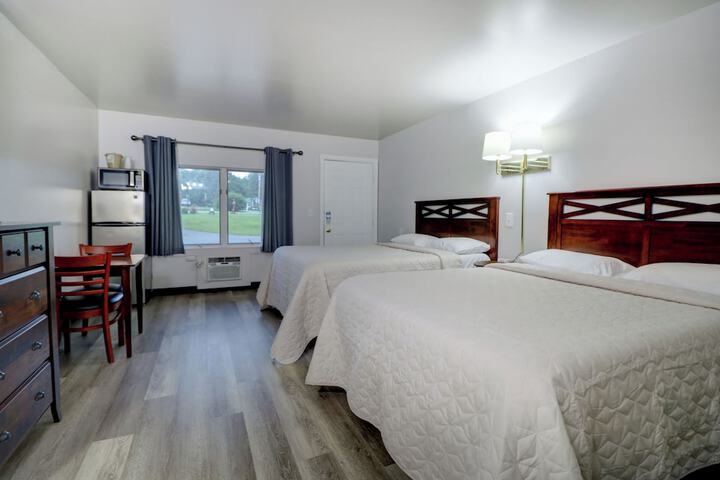 Room 25 of 59