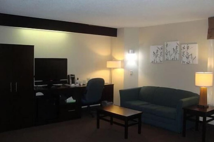 Room 28 of 36