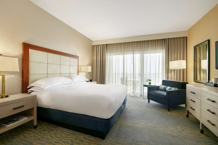 Hilton Ocean City Oceanfront Suites
