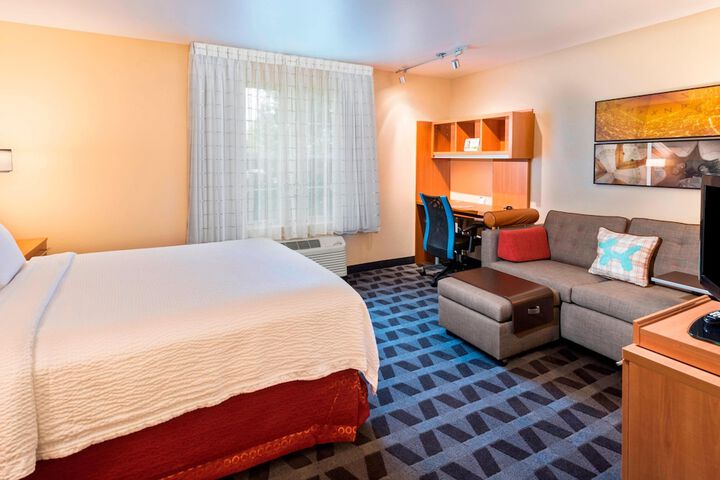 Room 17 of 22