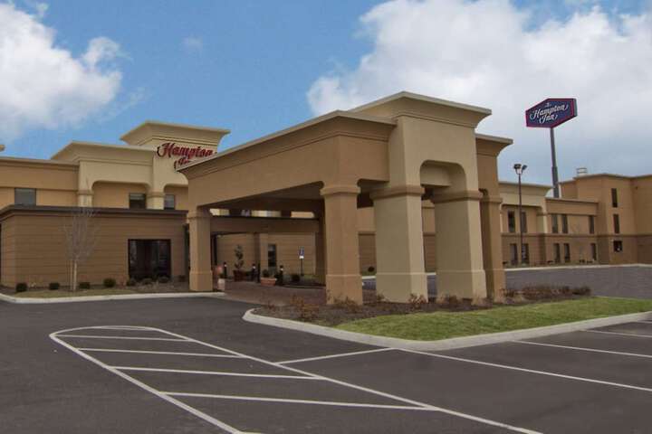 Hotel 3 of 83