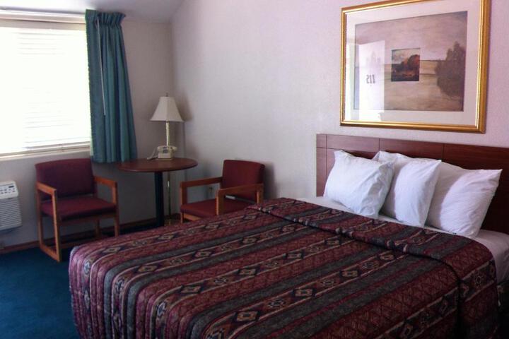 Legacy Inn