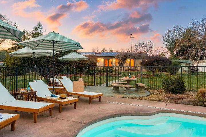 Mockingjay - Peaceful Ranch Home W Spa & Pool