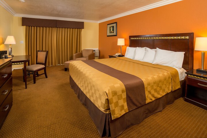 Room 25 of 44