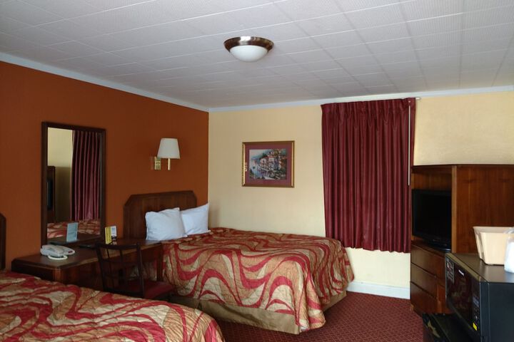 Room 11 of 41