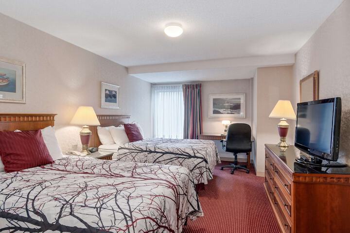 Best Western Plus Portsmouth Hotel & Suites