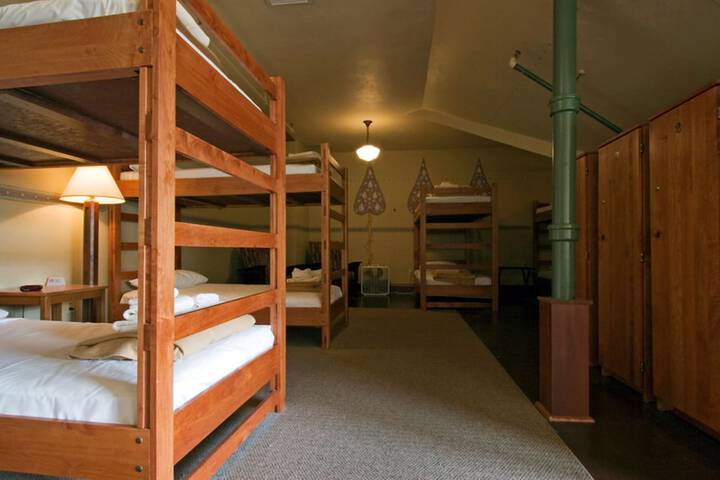 Room 49 of 125