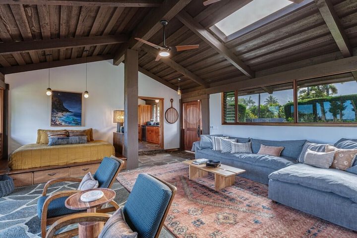 Hale Maluhia Hanalei 1 Bedroom Home by RedAwning