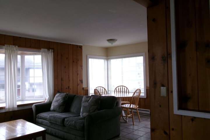 Room 37 of 108