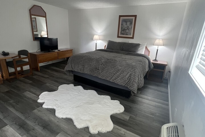 Room 42 of 65