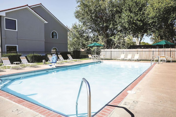 Pool 2 of 45