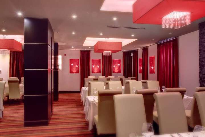 Ballroom/Hall 54 of 65