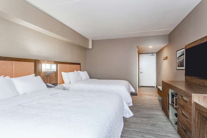 Room 12 of 42