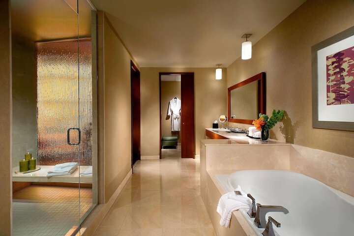 Room 21 of 47