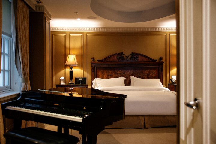 Room 22 of 61