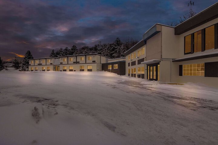 Econo Lodge Manistee