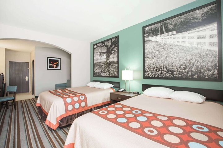 Room 17 of 30