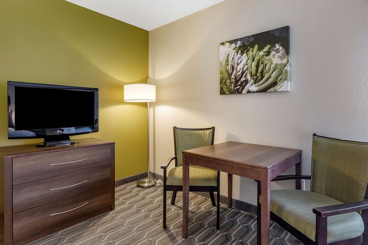 Room 35 of 41