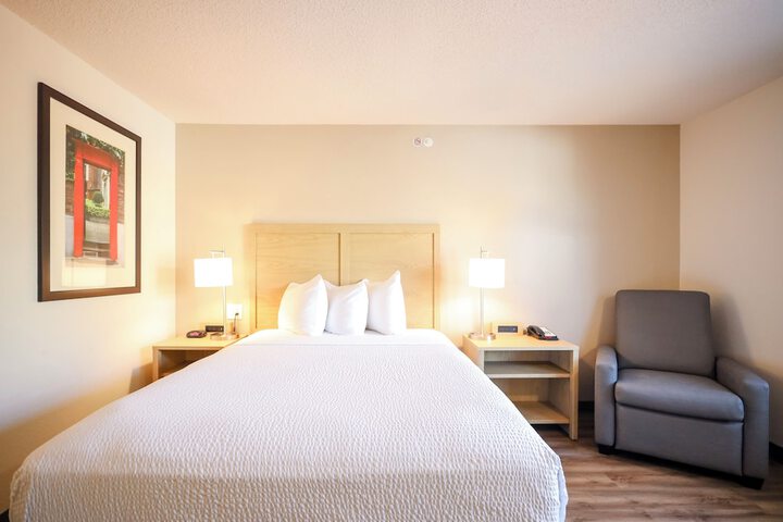 Extended Stay America Suites Cleveland Beachwood Orange Pl S