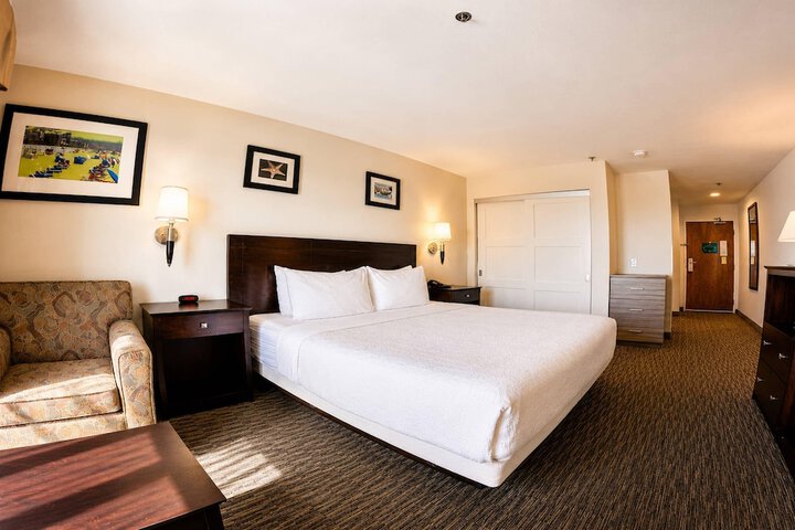 The Volare an Ascend Collection Hotel