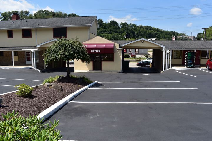 Hotel 3 of 51